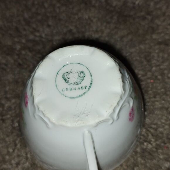 Fine Bone China 3 pc set cup, saucer, dessert plate - Picture 10 of 10